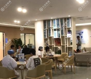 順德愛爾眼科醫(yī)院哪個醫(yī)生好
