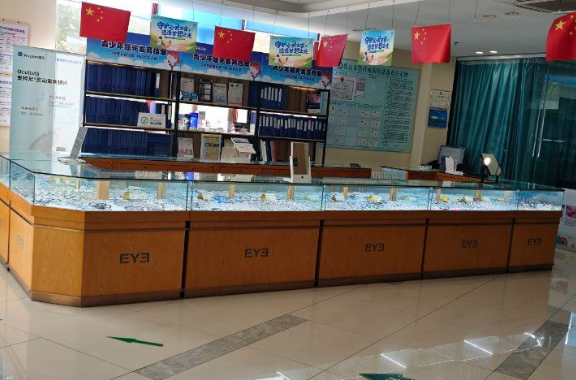 在乳山爱尔眼科配副眼镜要花多少钱