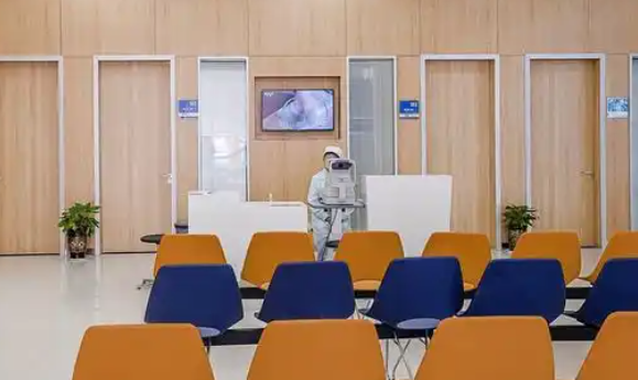 吕梁爱尔眼科医院上班时间