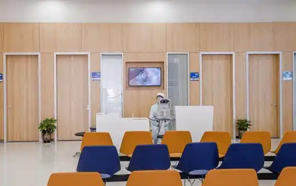 吕梁爱尔眼科医院是公立的吗