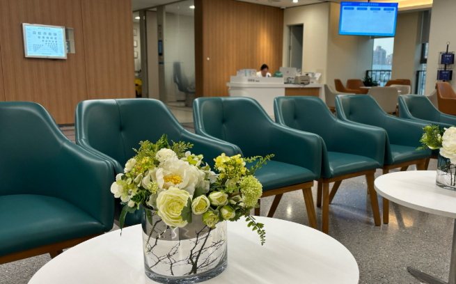 上海愛爾眼科蔡勁鋒醫(yī)生實(shí)力大起底，他飛秒、晶體手術(shù)有何優(yōu)勢(shì)呢？