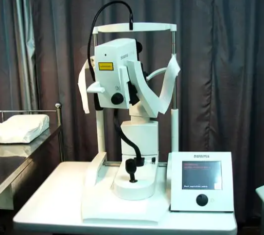 全飛秒手術(shù)過(guò)程