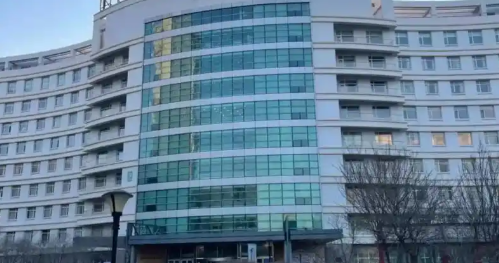 沈陽陳曉隆和陳蕾醫(yī)生白內障手術哪個好？單純性白內障選陳曉隆，復雜問題選陳蕾