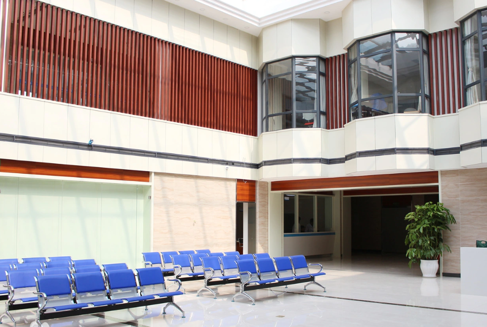 成都華廈眼科醫(yī)院