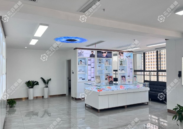 深圳恒睦義眼定制中心