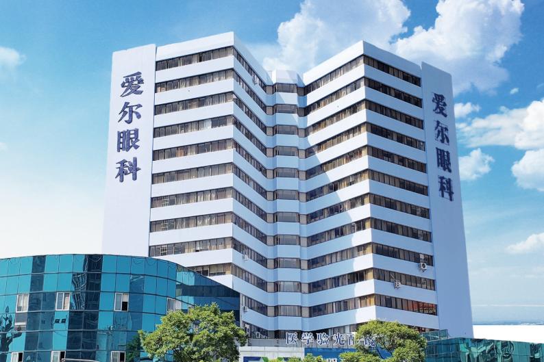 昆明愛爾眼科醫(yī)院近視手術(shù)失敗概率大不大？2025年超1萬例手術(shù)失敗率低于0.1%，附全飛秒ICL價(jià)格