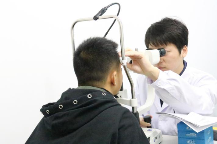 武漢佰視佳眼科算市級(jí)以上醫(yī)院?jiǎn)幔渴中g(shù)量前原因解析