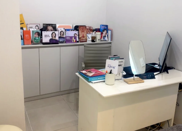 Korean Dermatology Clinics: Assembly-Line vs Non-Assembly-Line – The Truth About 1v1 Consultations and How to Avoid the “Factory Model”插图2 Korean Dermatology Clinics: Assembly-Line vs Non-Assembly-Line – The Truth About 1v1 Consultations and How to Avoid the “Factory Model”插图2