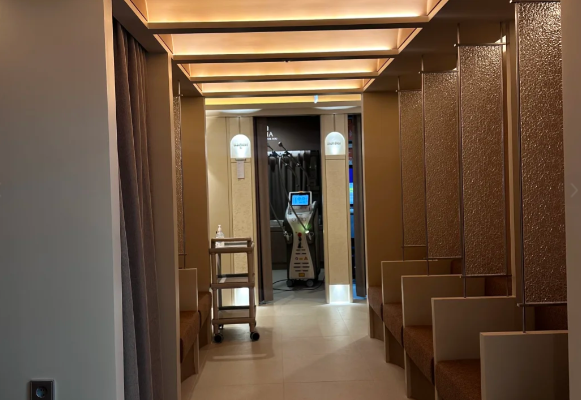 Korean Dermatology Clinics: Assembly-Line vs Non-Assembly-Line – The Truth About 1v1 Consultations and How to Avoid the “Factory Model”插图5 Korean Dermatology Clinics: Assembly-Line vs Non-Assembly-Line – The Truth About 1v1 Consultations and How to Avoid the “Factory Model”插图5